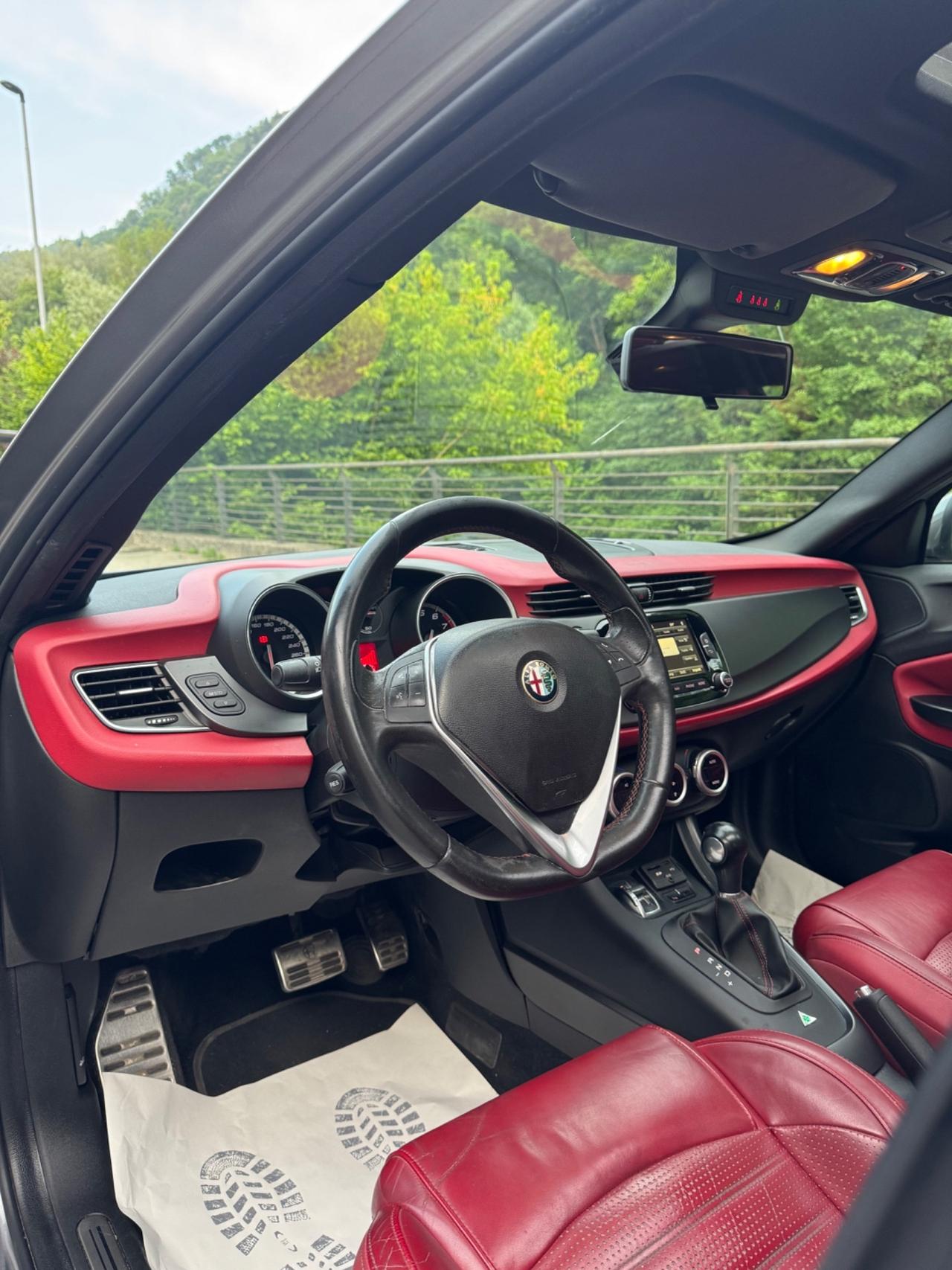 Alfa Romeo Giulietta 1750 Turbo TCT Quadrifoglio Verde