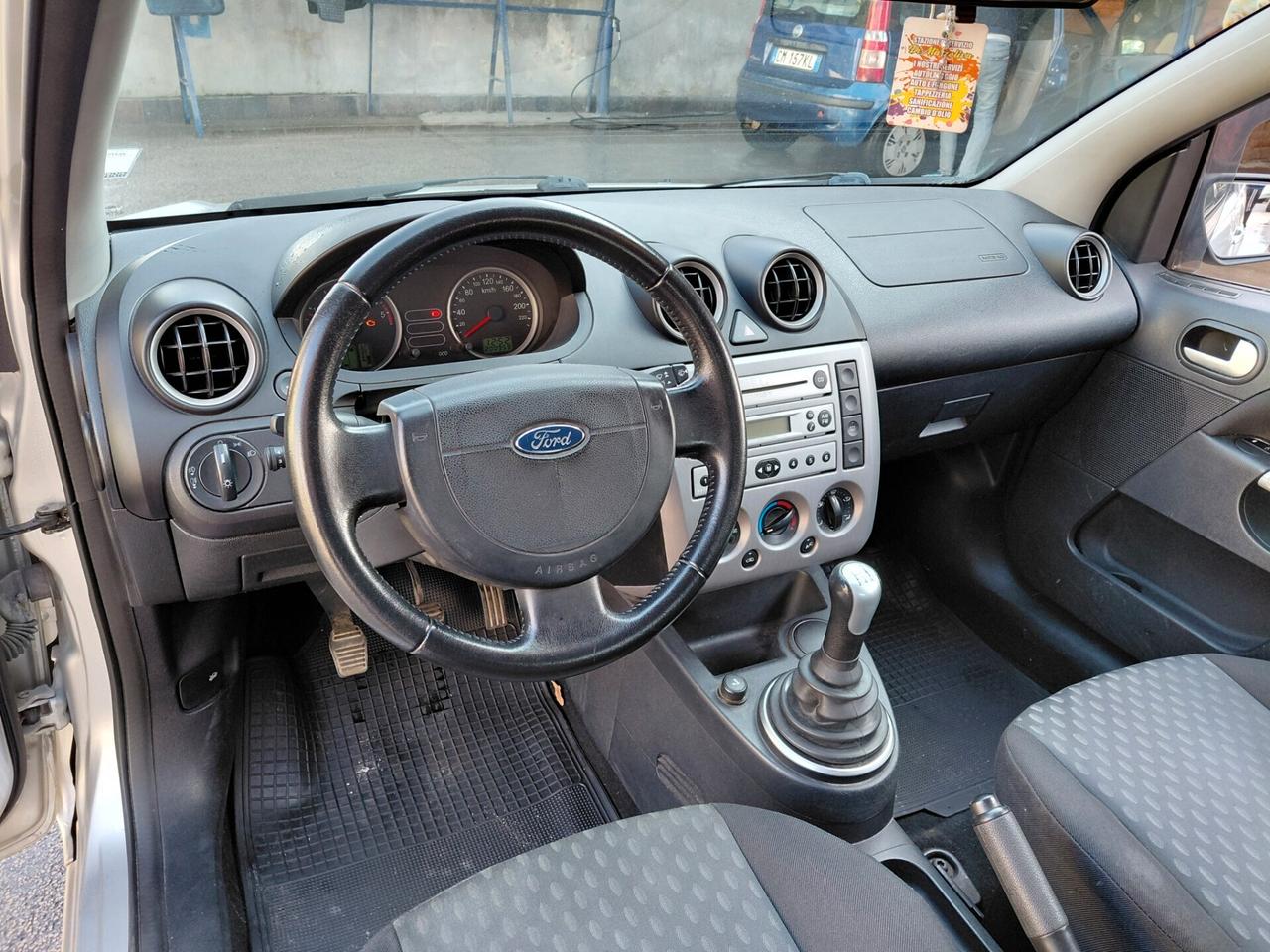 Ford Fiesta 1.4 TDCi aut. 3p. Ghia