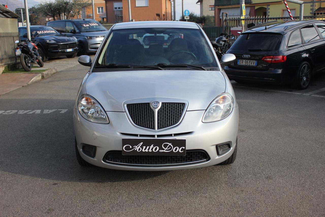 Lancia Ypsilon 1.2 60 CV Argento