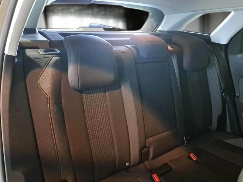 PEUGEOT 3008 BlueHDI 130 EAT8 S/S Business