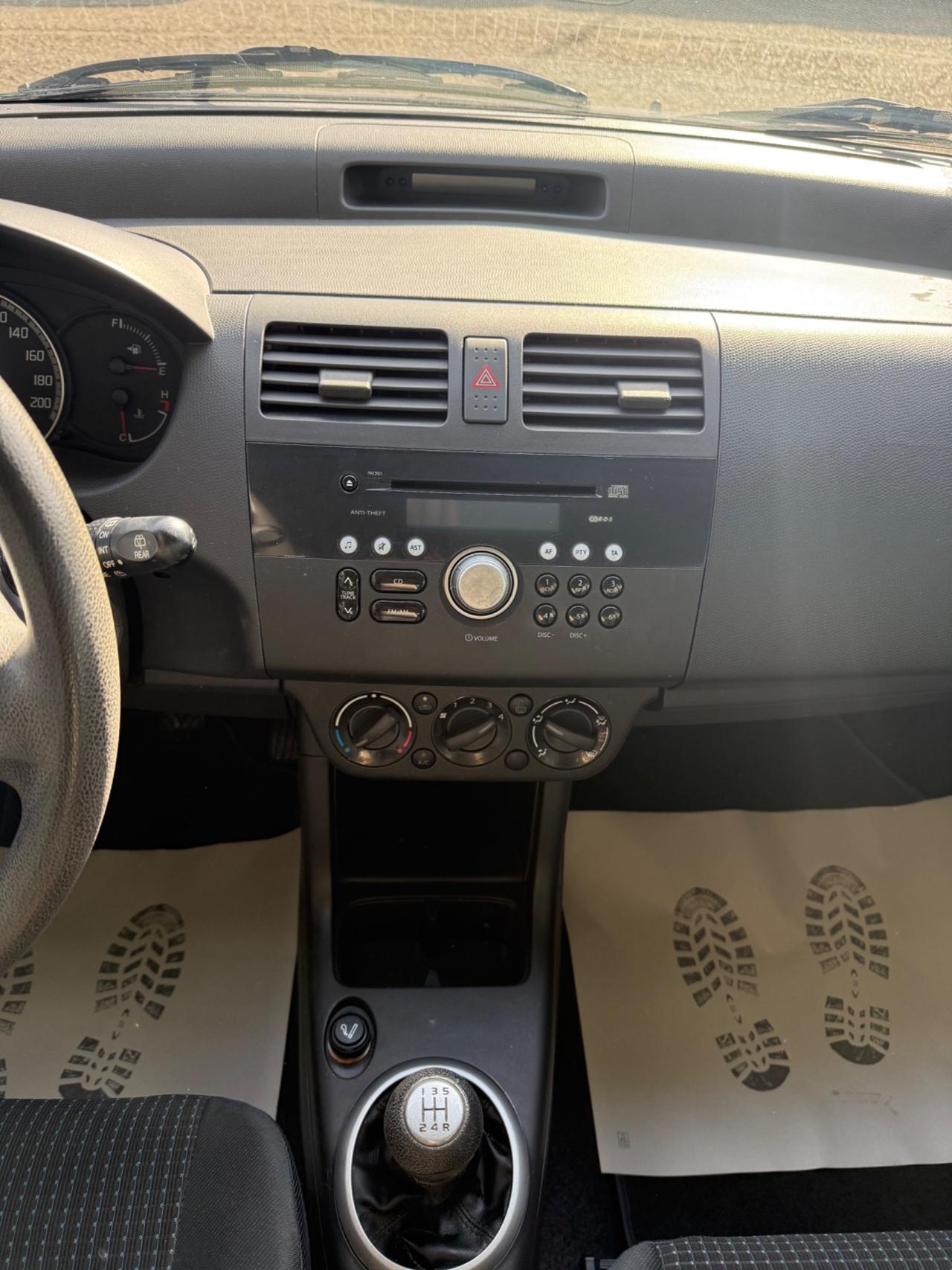 Suzuki Swift 1.3 5p. GLX