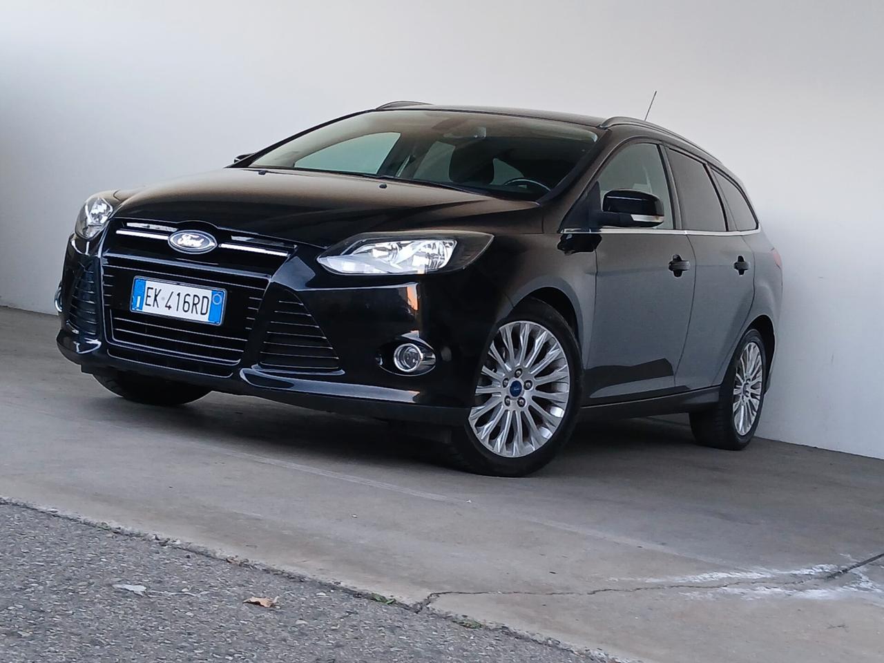 Focus 1.6 TITANIUM FULL OPTIONAL TAGLIANDI FORD