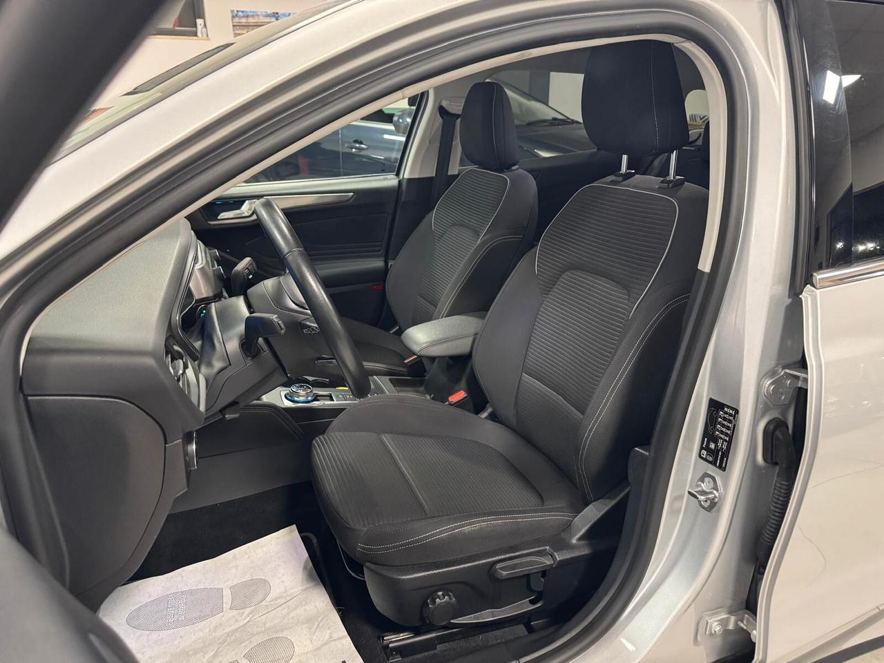 Ford Focus 1.0 EcoBoost 125CV automatico SW Business Co-Pilot