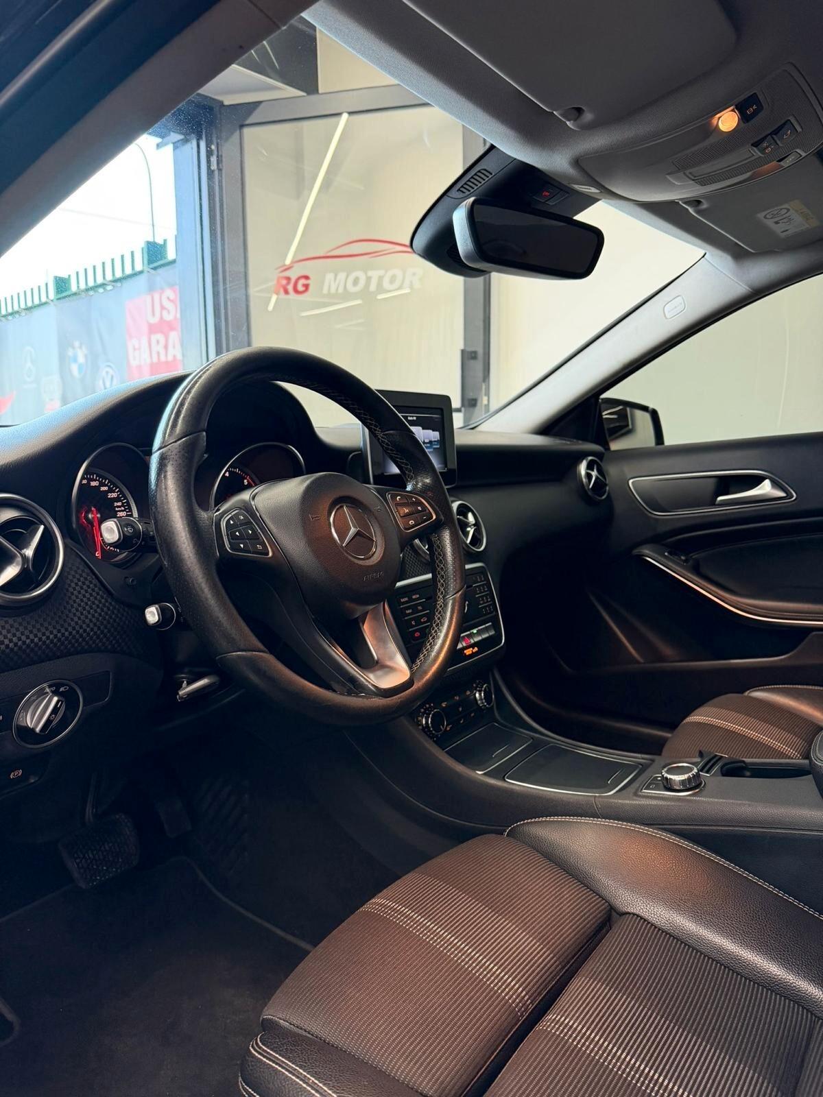 Mercedes-benz A 180 d Automatic Premium