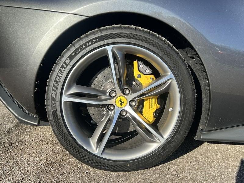 Ferrari 296 GTS GTS 830 CV