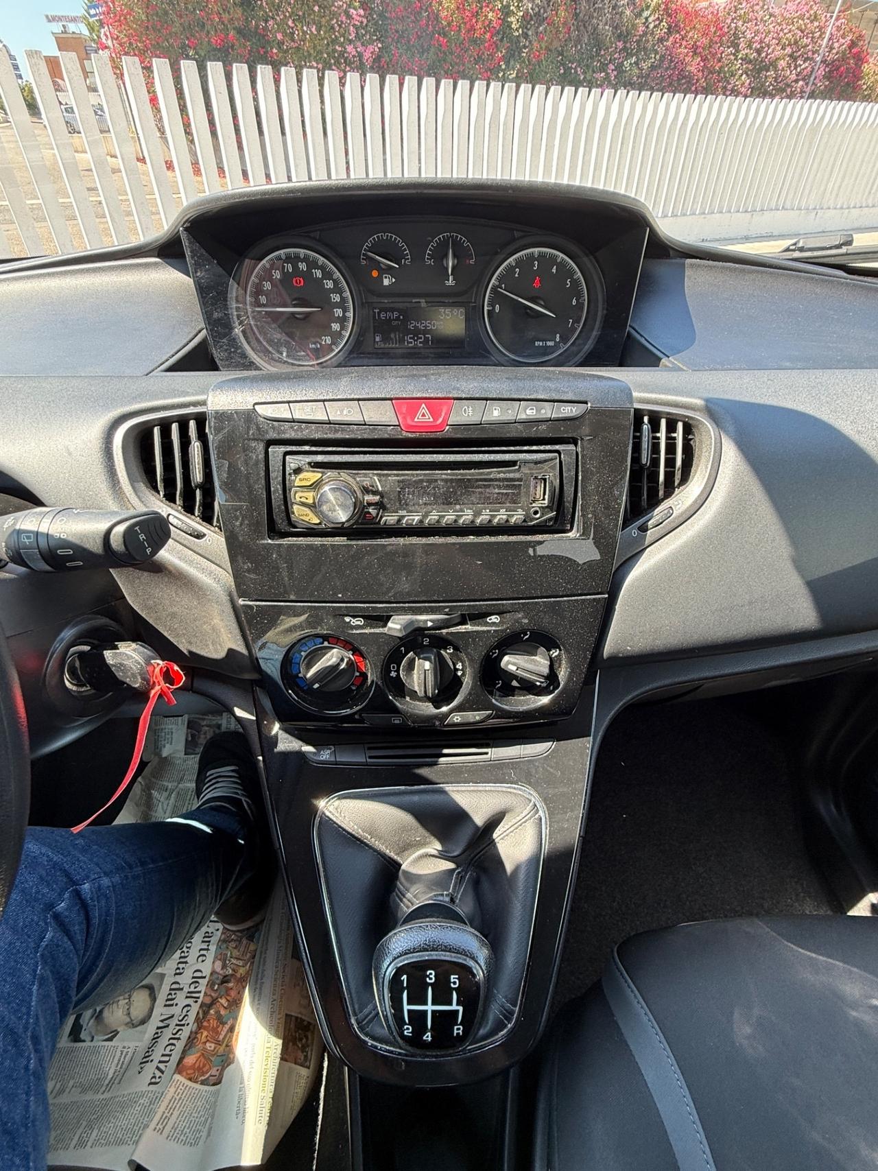 Lancia Ypsilon 1.2 69 CV 5 porte GPL Ecochic Unyca