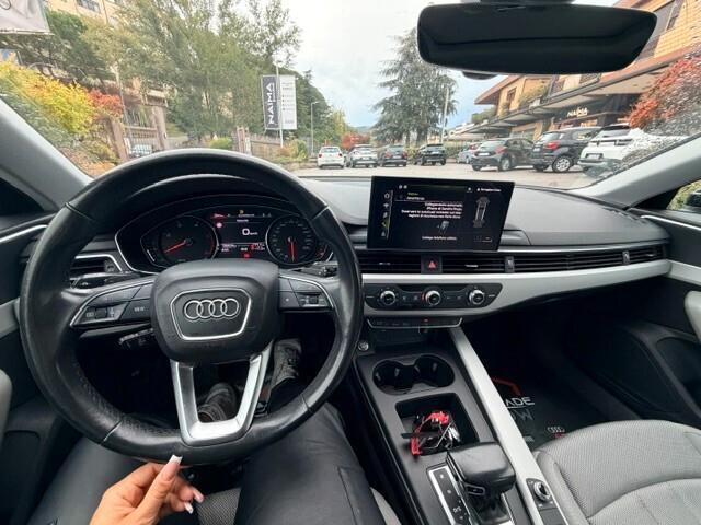 Audi A4 Avant 35 TDI/163 CV S tronic Business TETTO APRIBILE