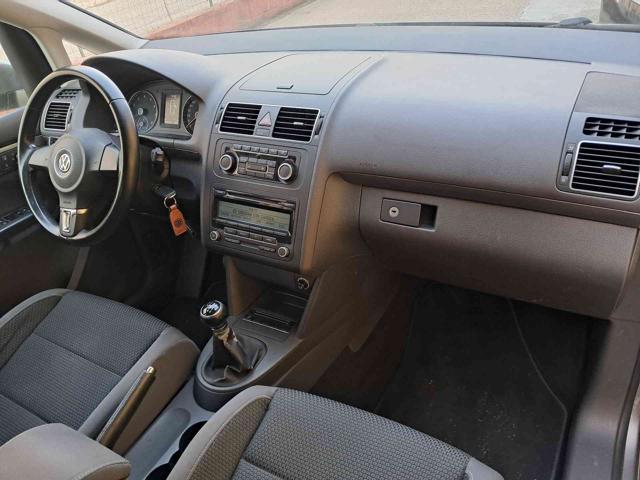 VOLKSWAGEN Touran 1.4 TSI Highline EcoFuel
