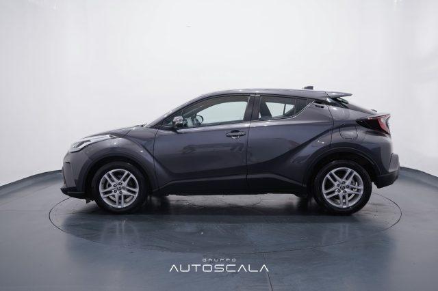 TOYOTA C-HR 1.8 Hybrid E-CVT Business