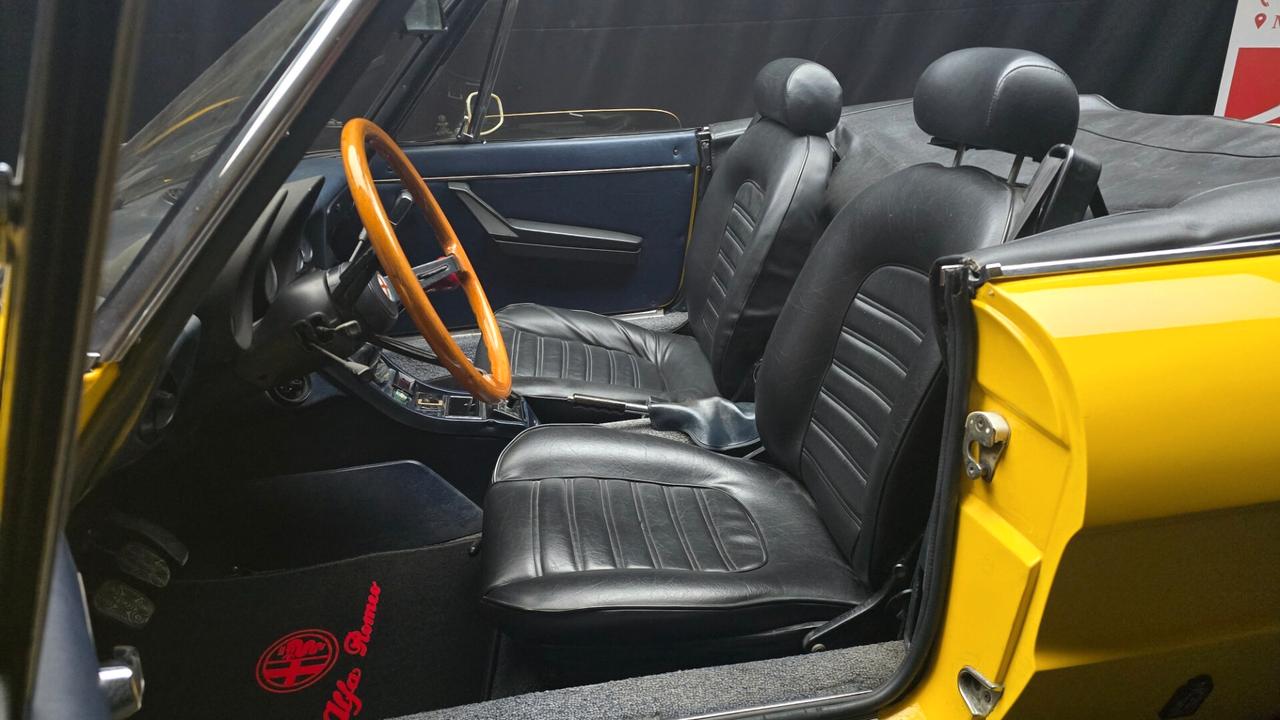 Alfa Romeo Spider Veloce 2.0 ASI con C.R.S.