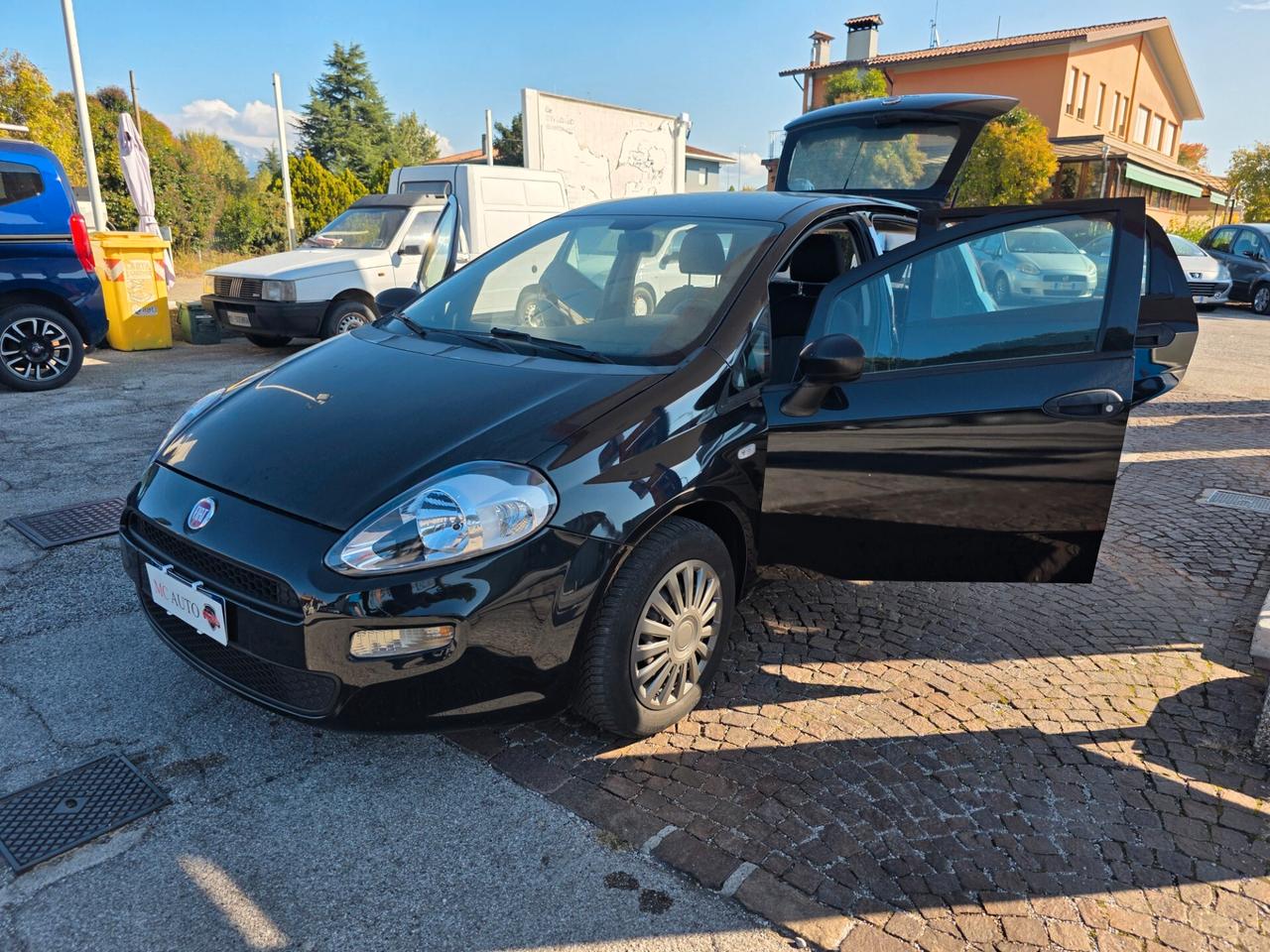Fiat Punto 1.3 MJT II 75 CV 3 porte Lounge con 238.000km