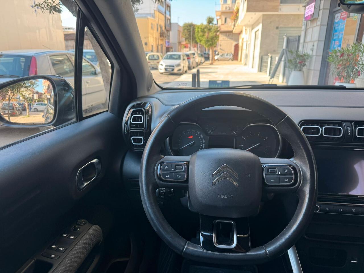 Citroen C3 Aircross C3 Aircross BlueHDi 110 S&S Shine