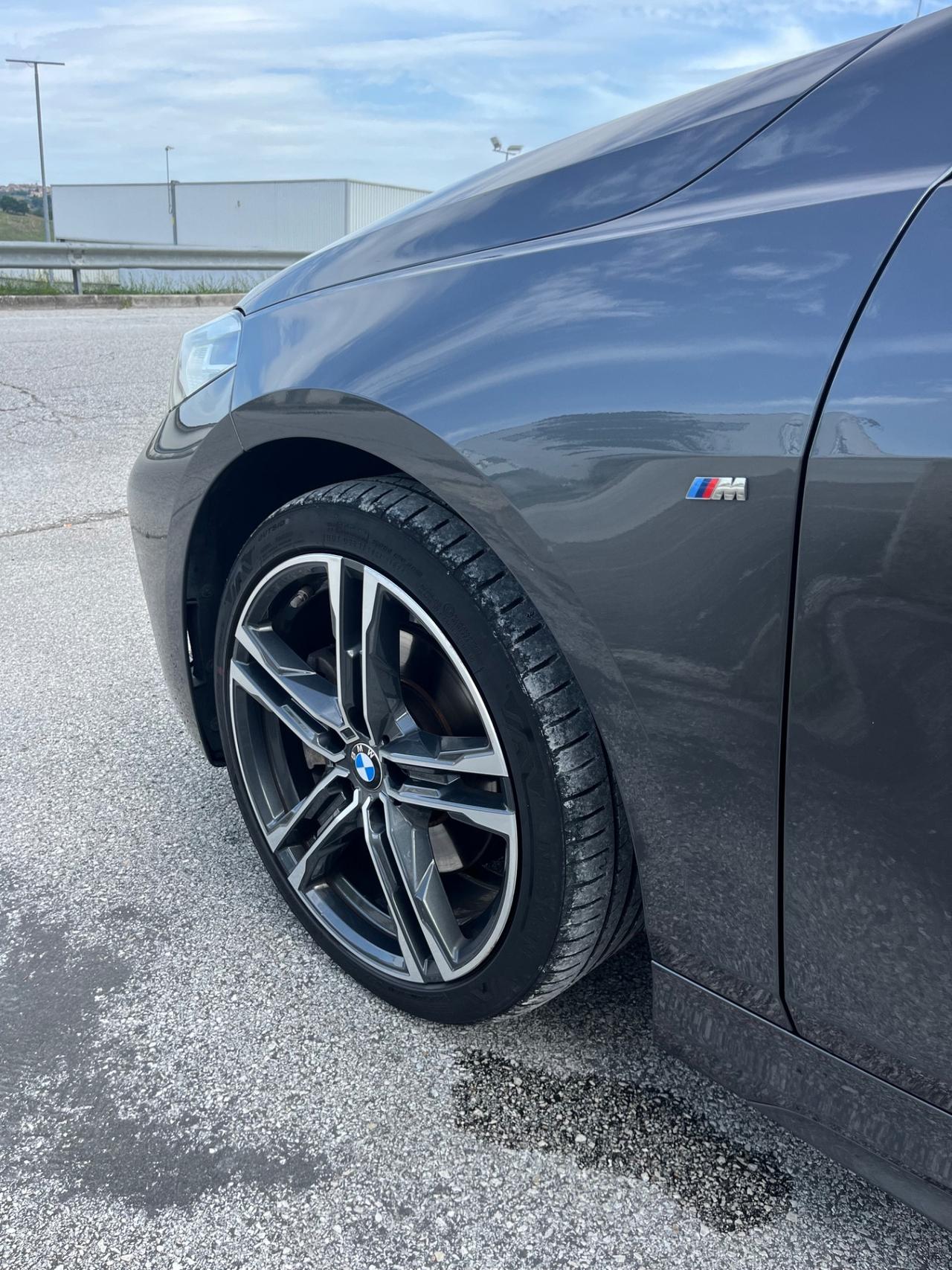 Bmw 116 116d 5p. Msport