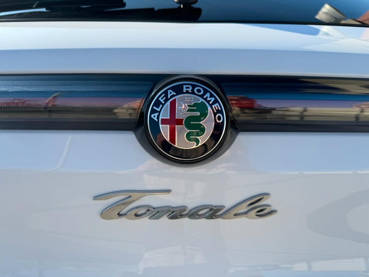 Alfa Romeo Tonale 1.6 diesel 130 CV TCT6 Veloce km 9.500