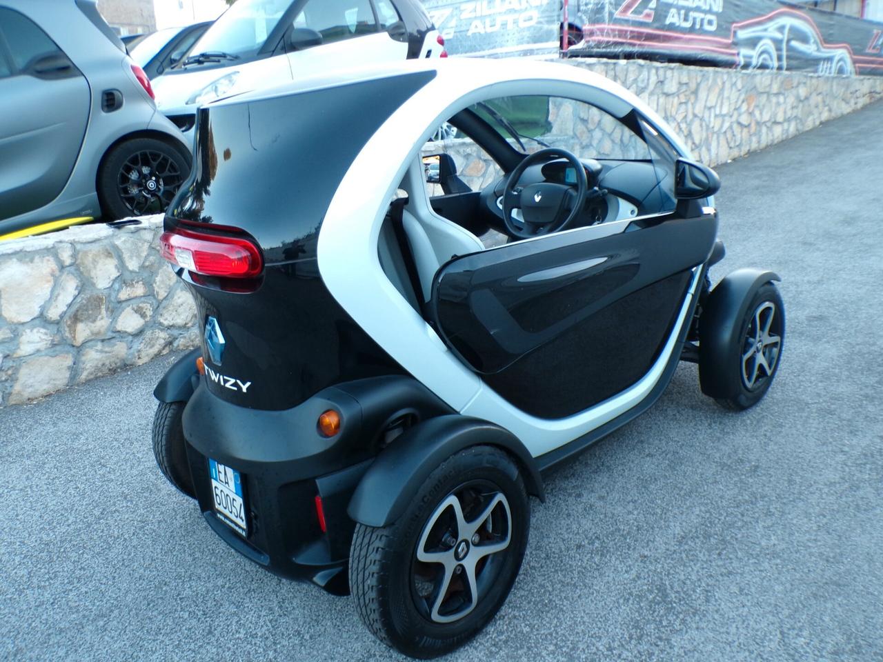 Renault Twizy batterie di proprietà