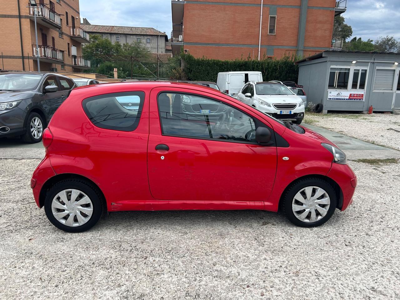 Toyota Aygo 1.0 12V VVT-i 3 porte Sound