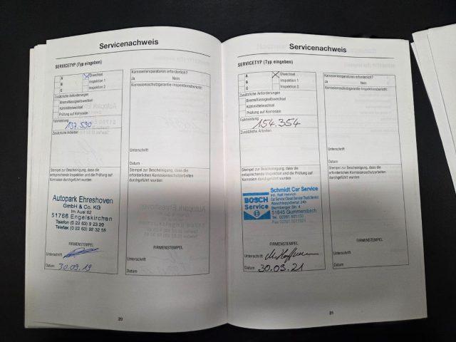 LAND ROVER Defender 110 2.4 TD4 SE IVA ESPOSTA