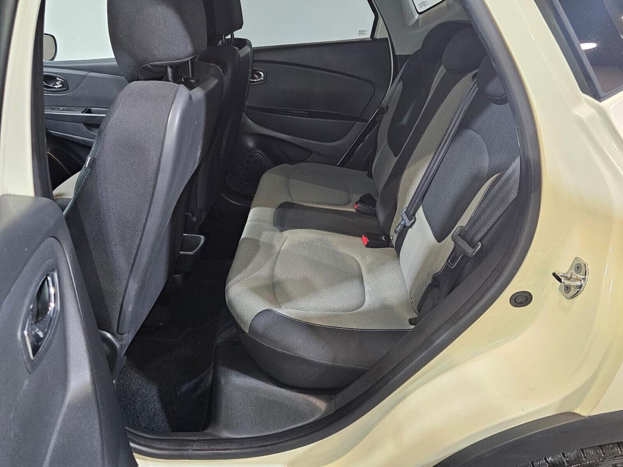 Renault Captur 1.5 dCi 90 CV (98.000KM CERTIFICATI)