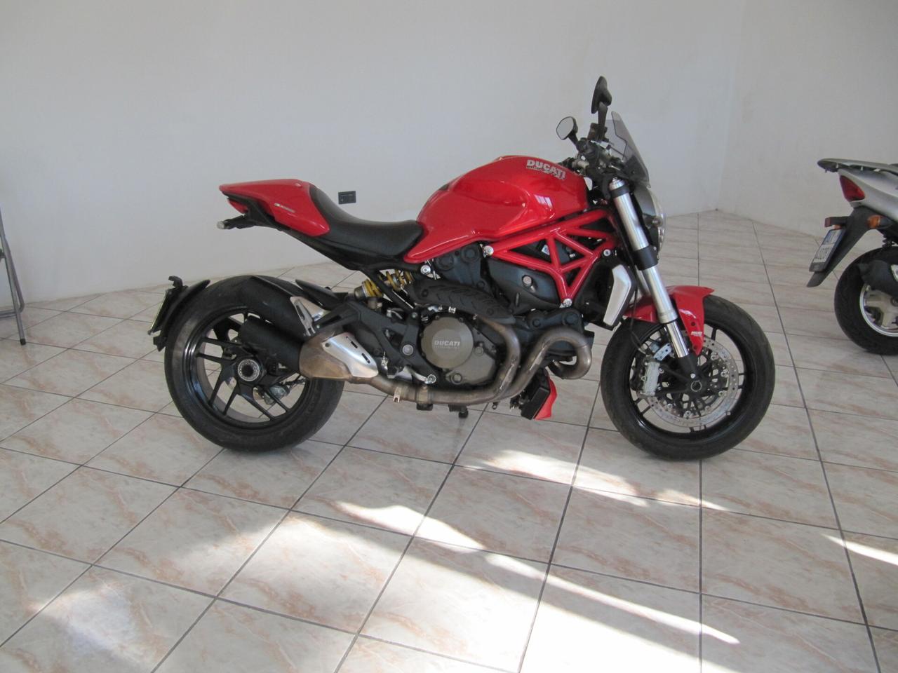 ducati monster 1200