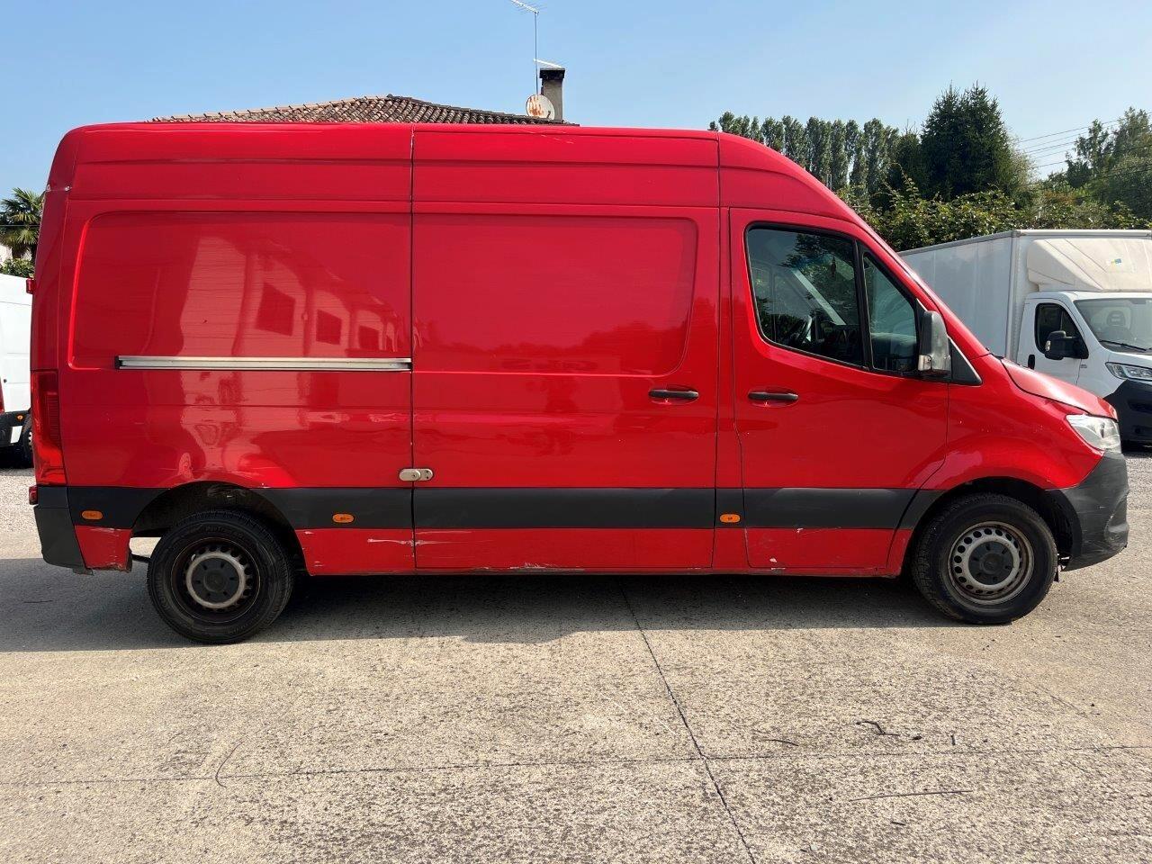 Mercedes Benz 311 Cdi Sprinter F39/33
