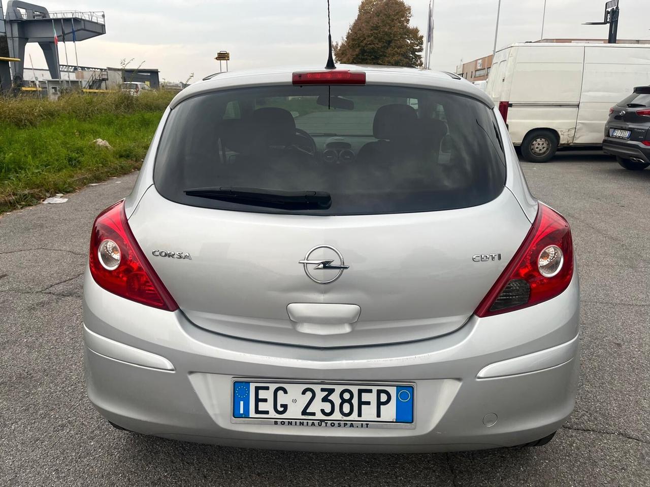 Opel Corsa 1.3 CDTI 75CV