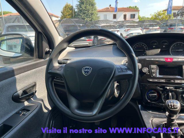 LANCIA Ypsilon 1.0 FireFly 5p S&S Hybrid Ecochic Silver PROMO
