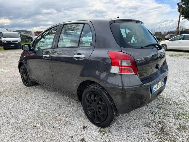 TOYOTA Yaris 1.0 5 porte Sol