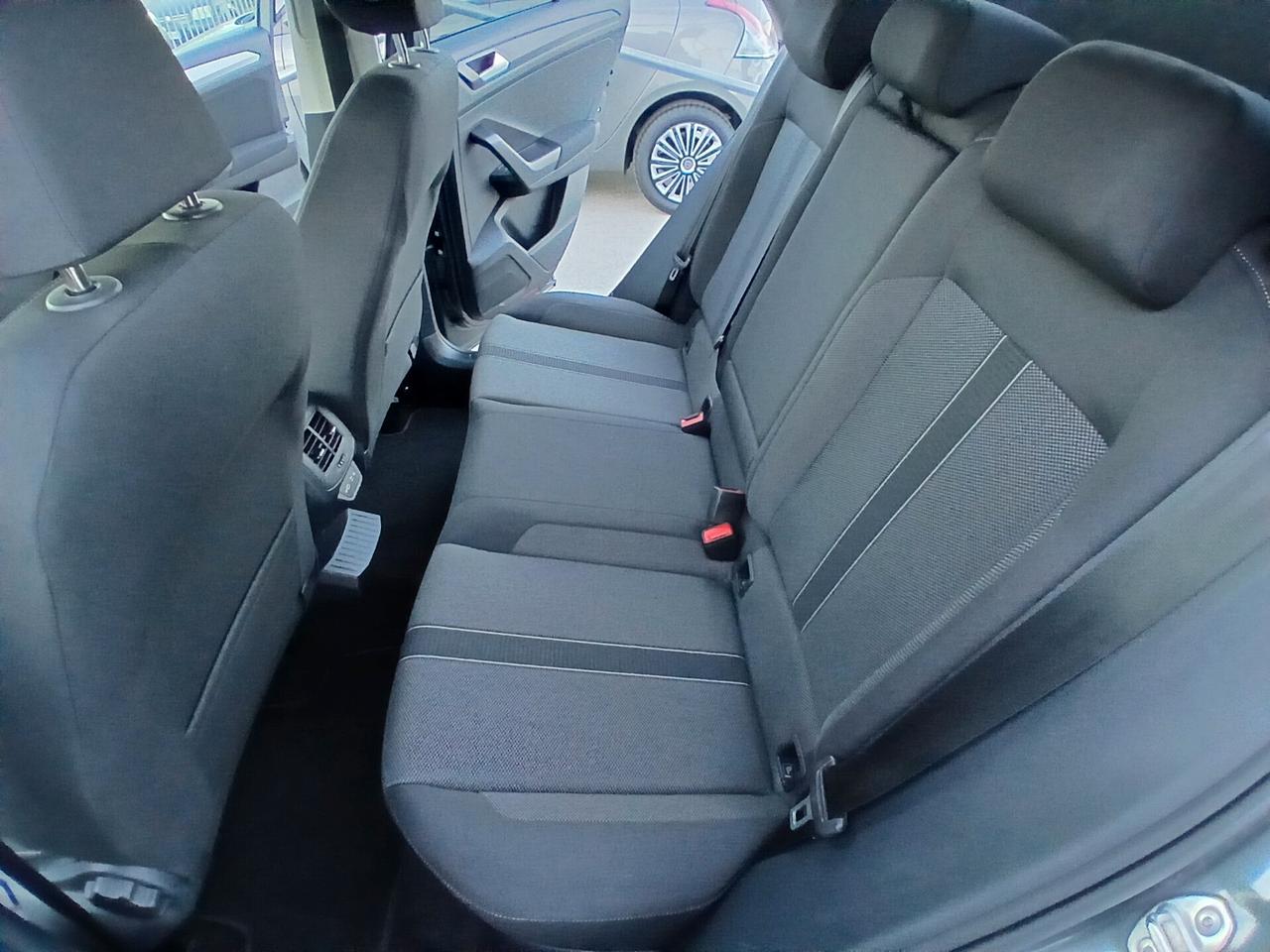 VOLKSWAGEN T-ROC 1.0 TSI 110CV 2023