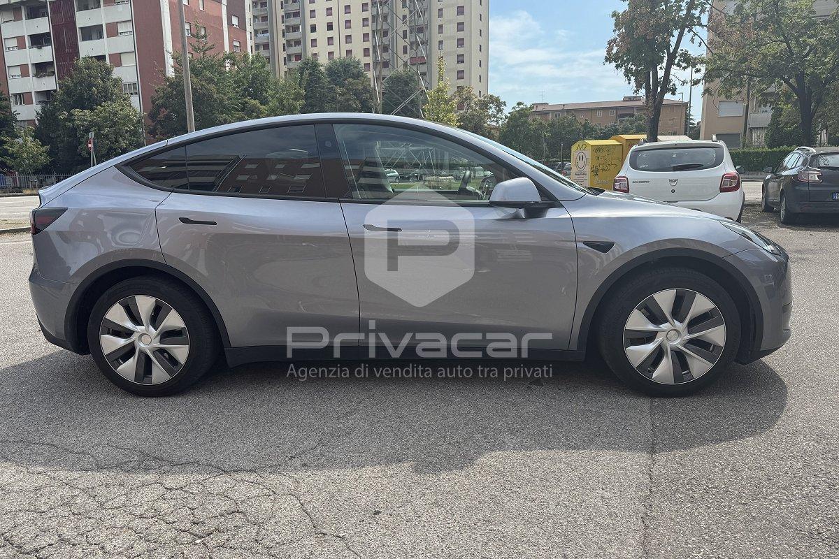 TESLA Model Y RWD