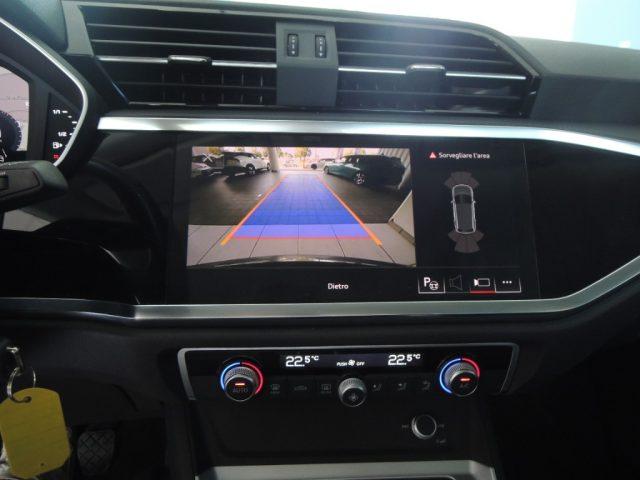 AUDI Q3 35 TDI Business Advanced