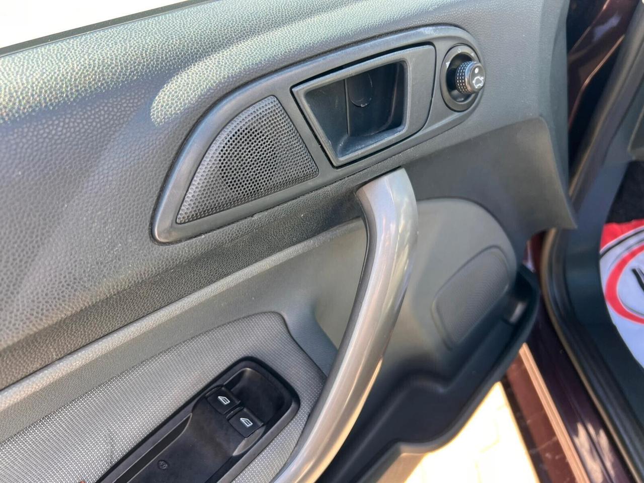 Ford Fiesta Fiesta+ 1.4 TDCi 68CV 5 porte