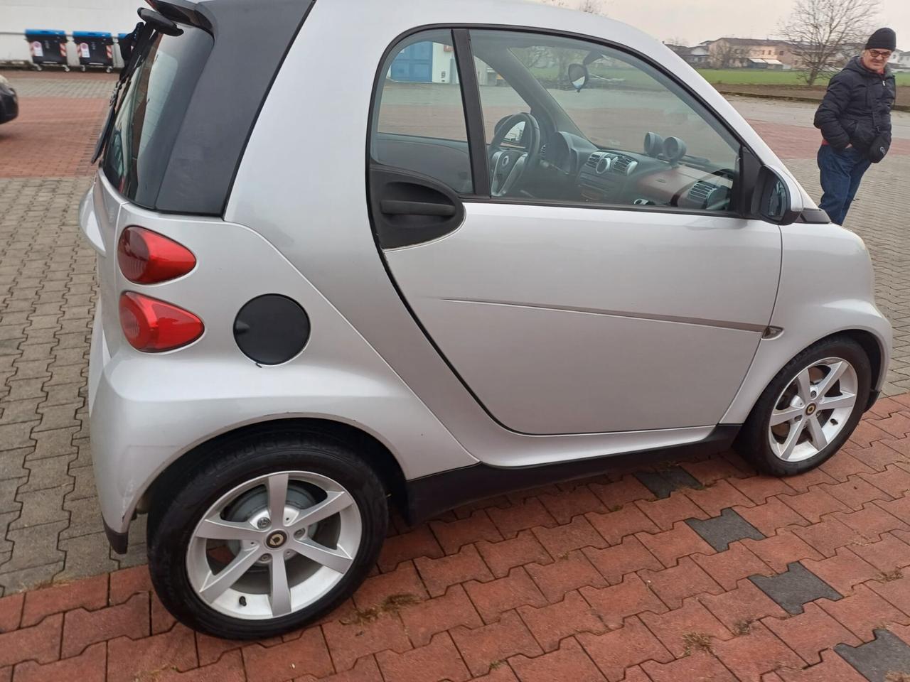 Smart ForTwo 1000 52 kW coupe limited two