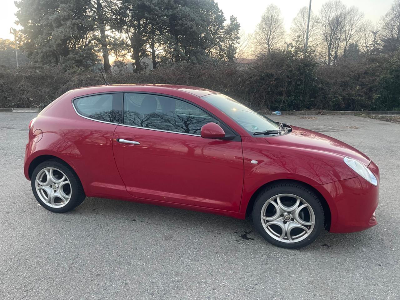 Alfa Romeo MiTo 1.4 78 CV Distinctive Sport Pack