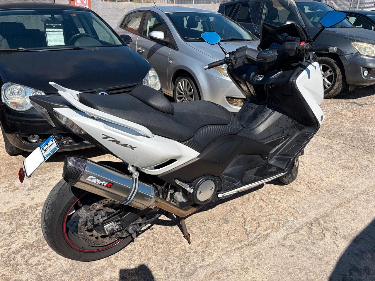 Yamaha T Max 530
