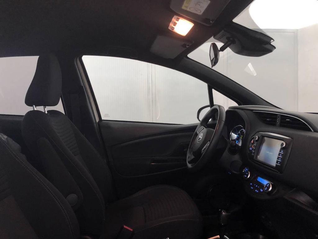 Toyota Yaris 5 Porte 1.5 VVT-i Hybrid Trend White Edition E-CVT