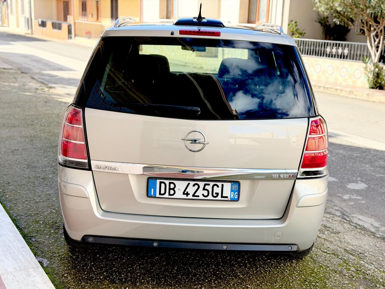 Opel Zafira 1.9 16V CDTI 150CV Cosmo cambio Aut