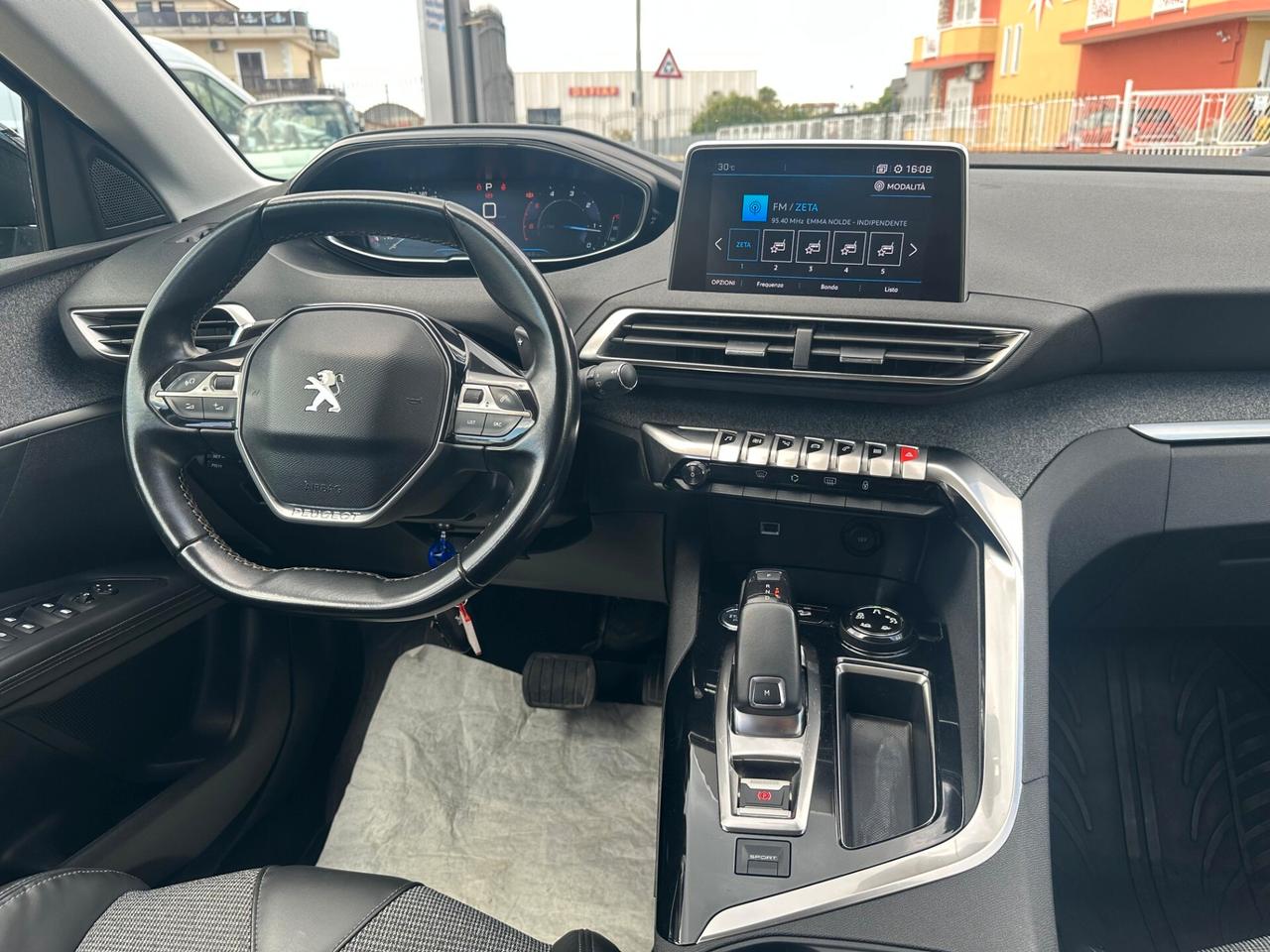 Peugeot 3008 BlueHDi 130 S&S EAT8 Allure