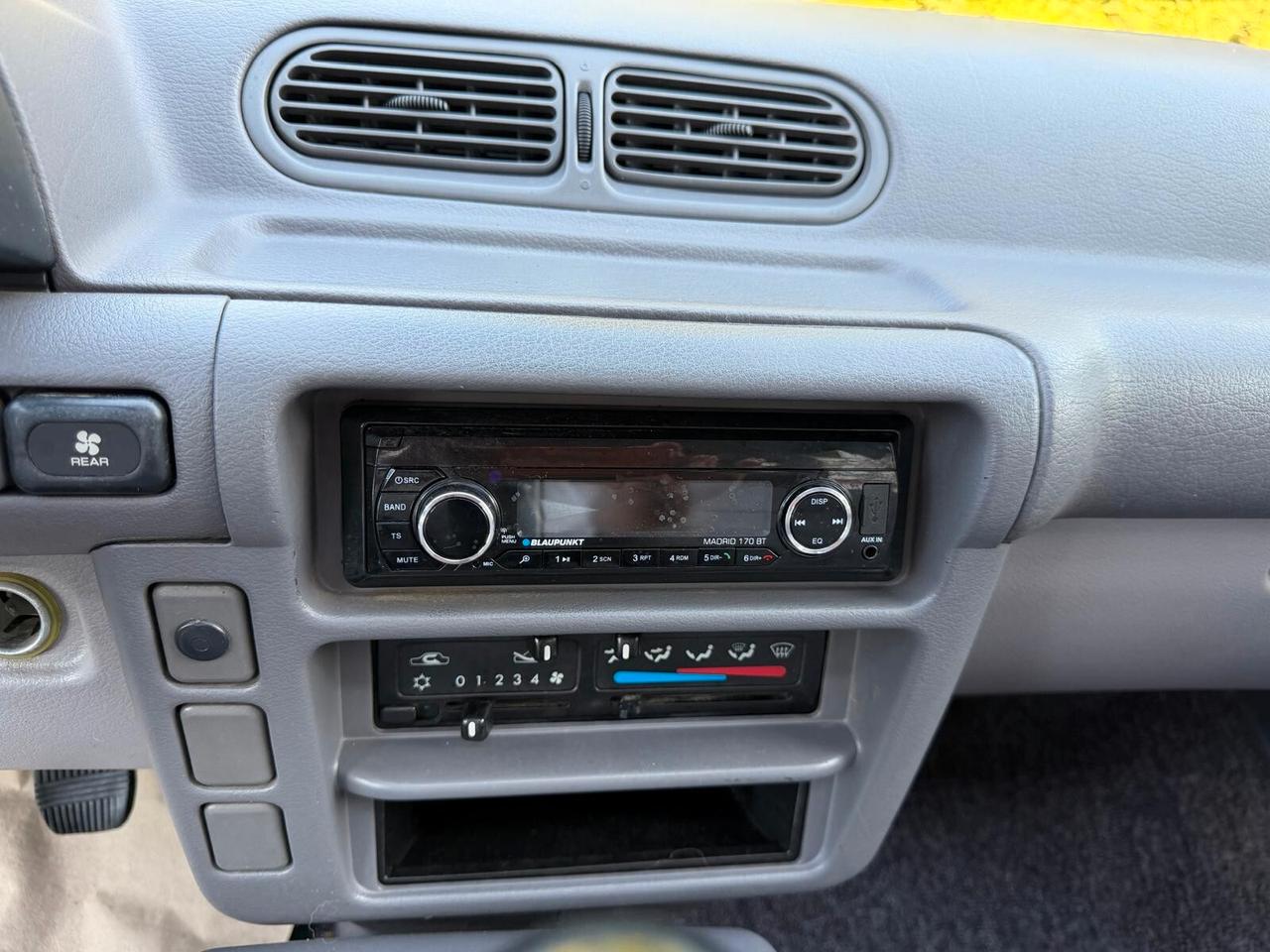 Nissan Serena 2.0i 16V cat 5 porte SLX
