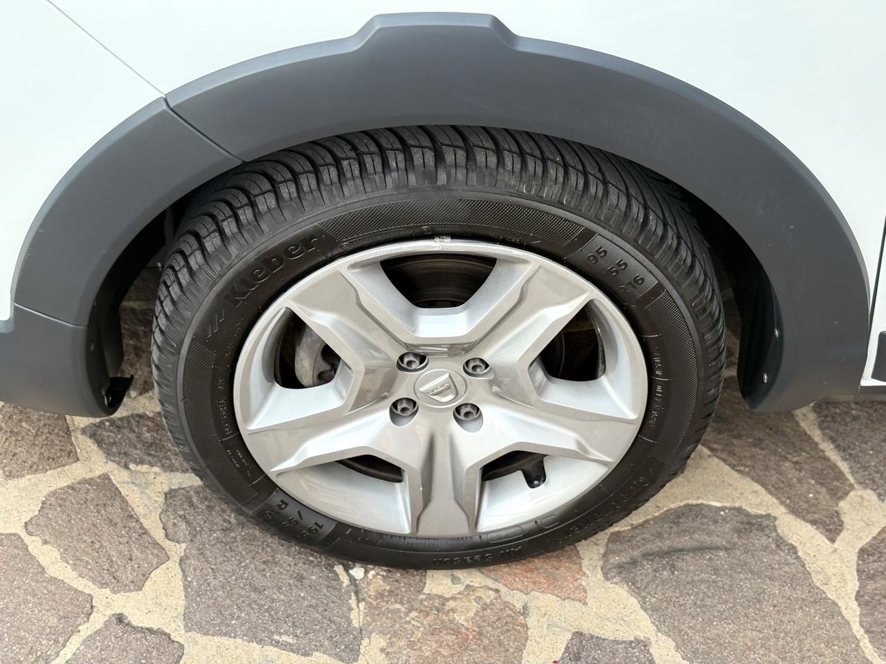 Dacia Lodgy STEPWAY 1.5dCi 7 POSTI AUTOCARRO N1