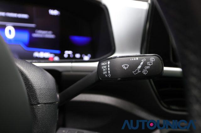 VOLKSWAGEN T-Roc 1.5 TSI ACT DSG LIFE FARI LED