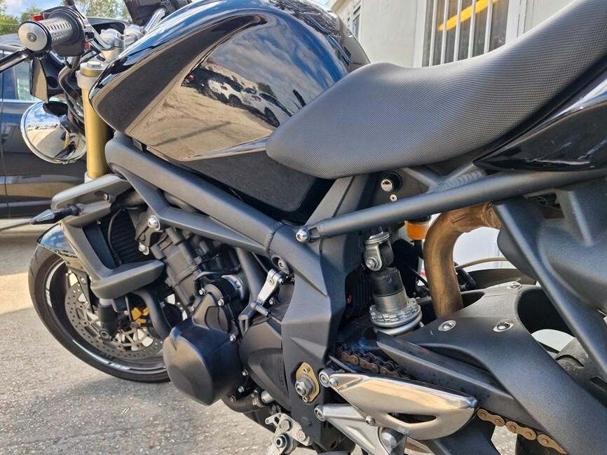 Triumph Street Triple STREET TRIPLE 675