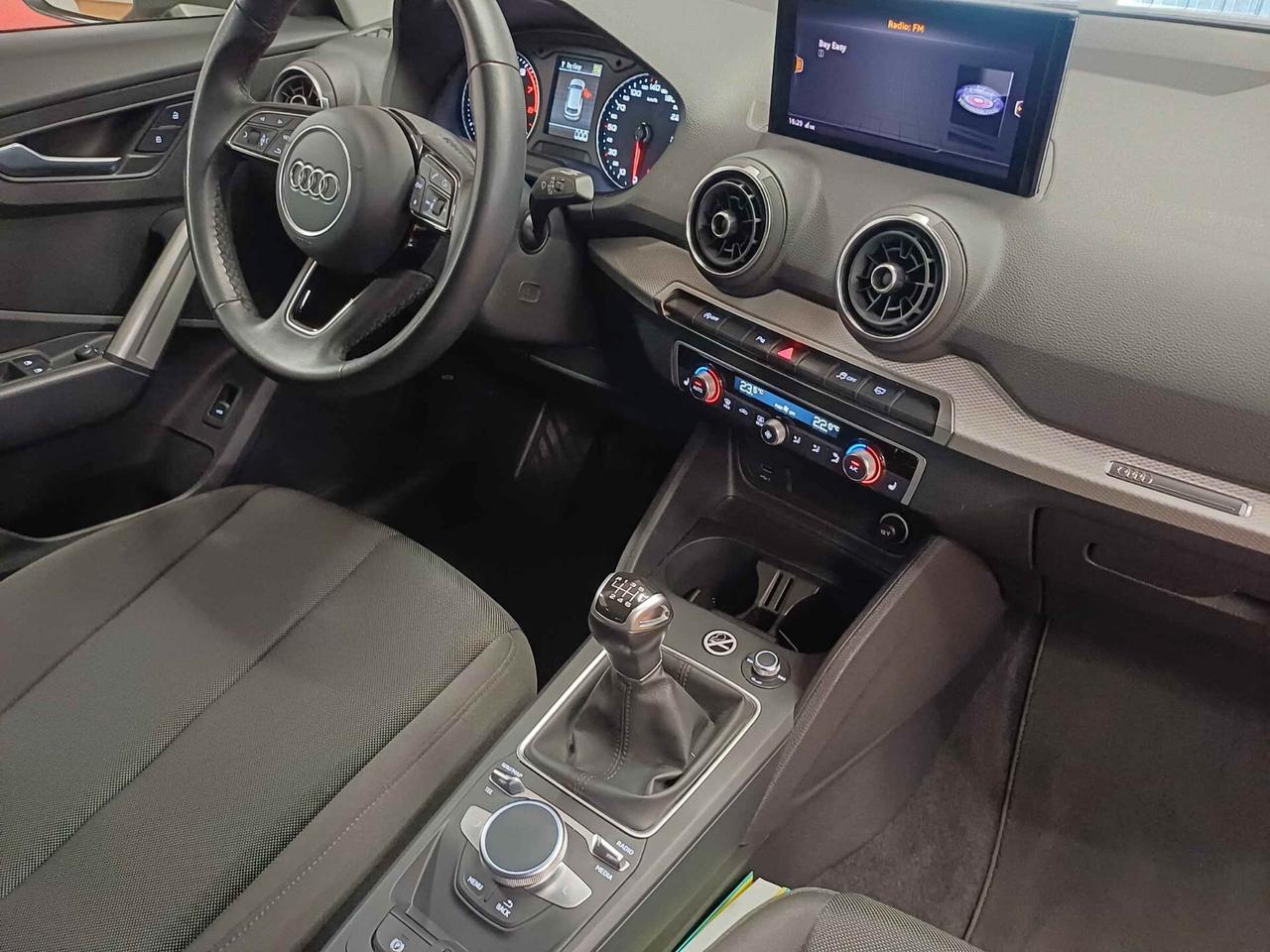 Audi Q2 30 TFSI Business Advanced