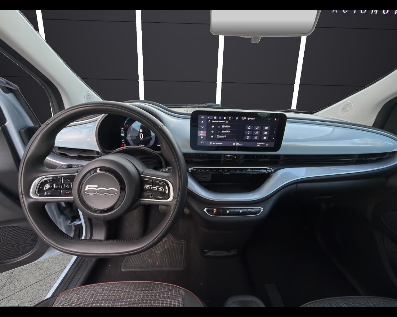 FIAT 500e - 500e Berlina 42 kWh Icon