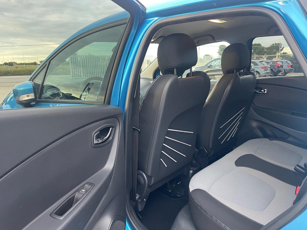 RENAULT CAPTUR 0.9 TCE FULL LED PARI AL NUOVO