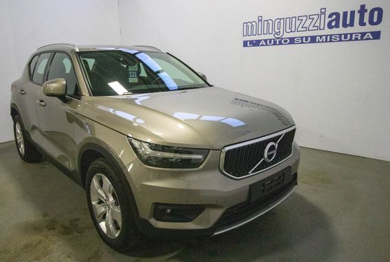 Volvo XC40 D3 Momentum 150cv - Noleggio Breve/medio Termine