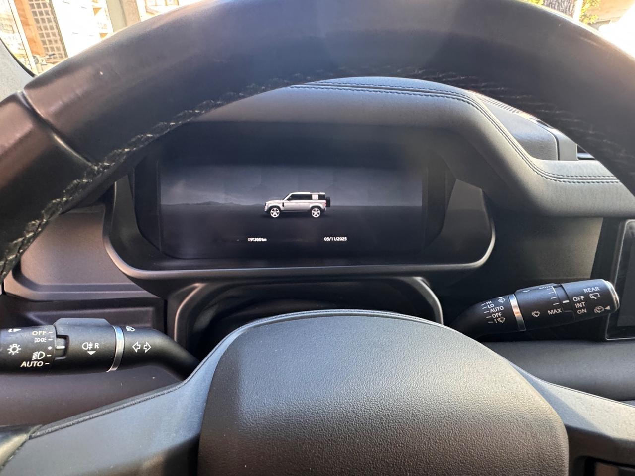 Land Rover Defender 110 3.0 I6 200 CV AWD Auto X-Dynamic HSE