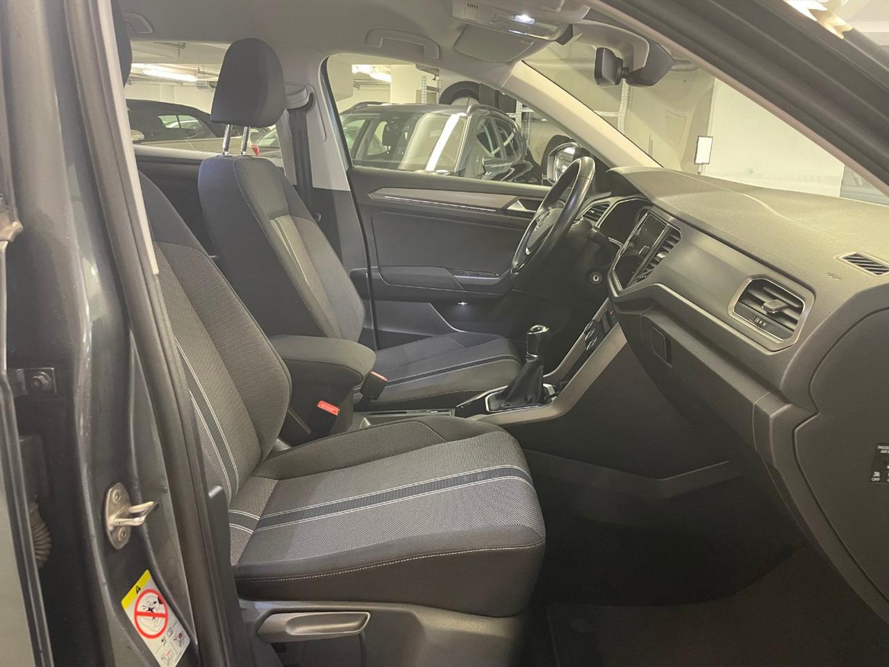 Volkswagen T-Roc 1.0 tsi style 110cv