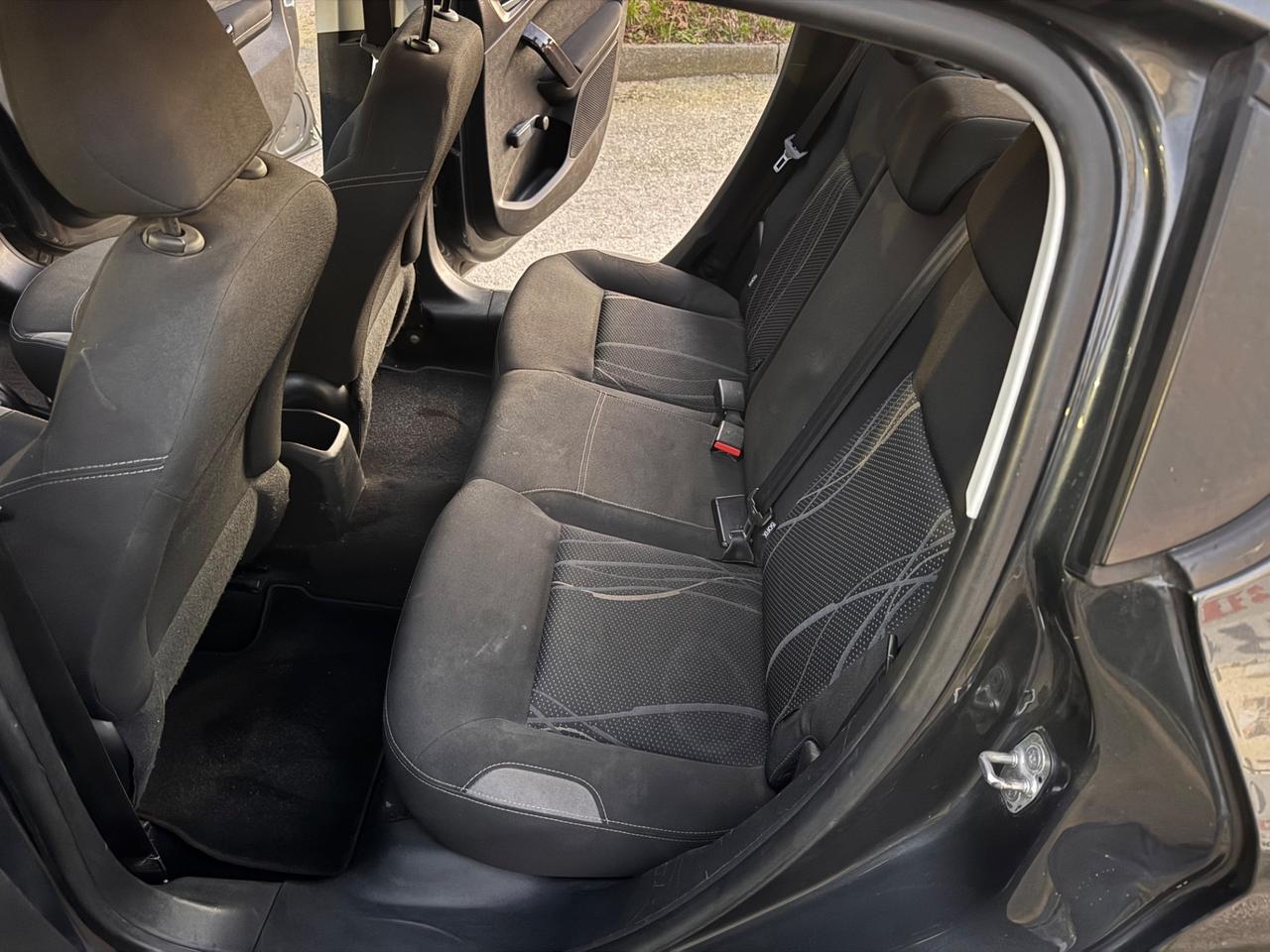 Peugeot 208 1.4 HDi 68 CV 5 p neopaten garanzia 12 m