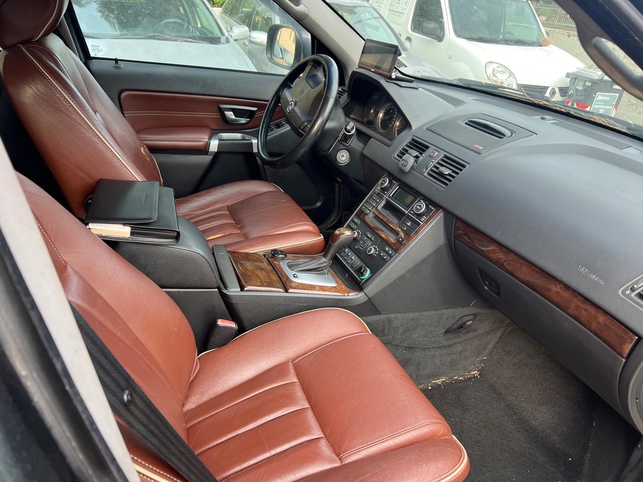 Volvo XC90 2.4 D5 185cv -7 Posti AWD Executive