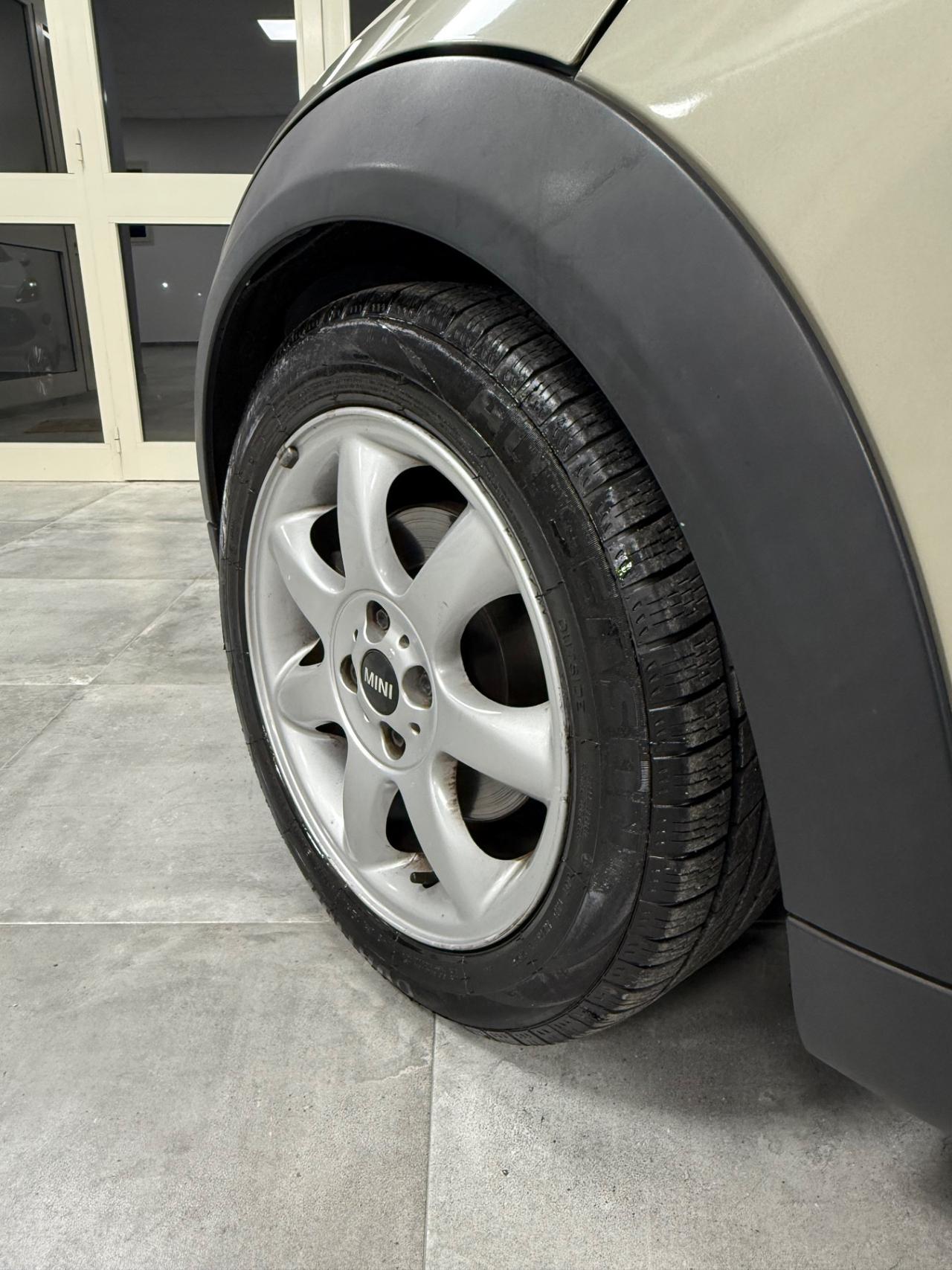 Mini 1.6 16V Cooper D